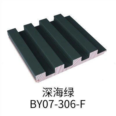 無垢材のスラット壁パネル